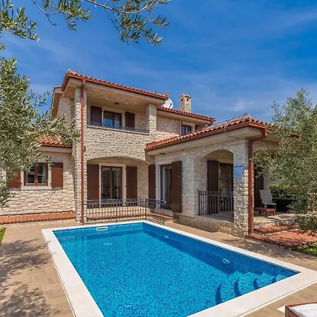 House Casa D'oro בית נופש Strilcici